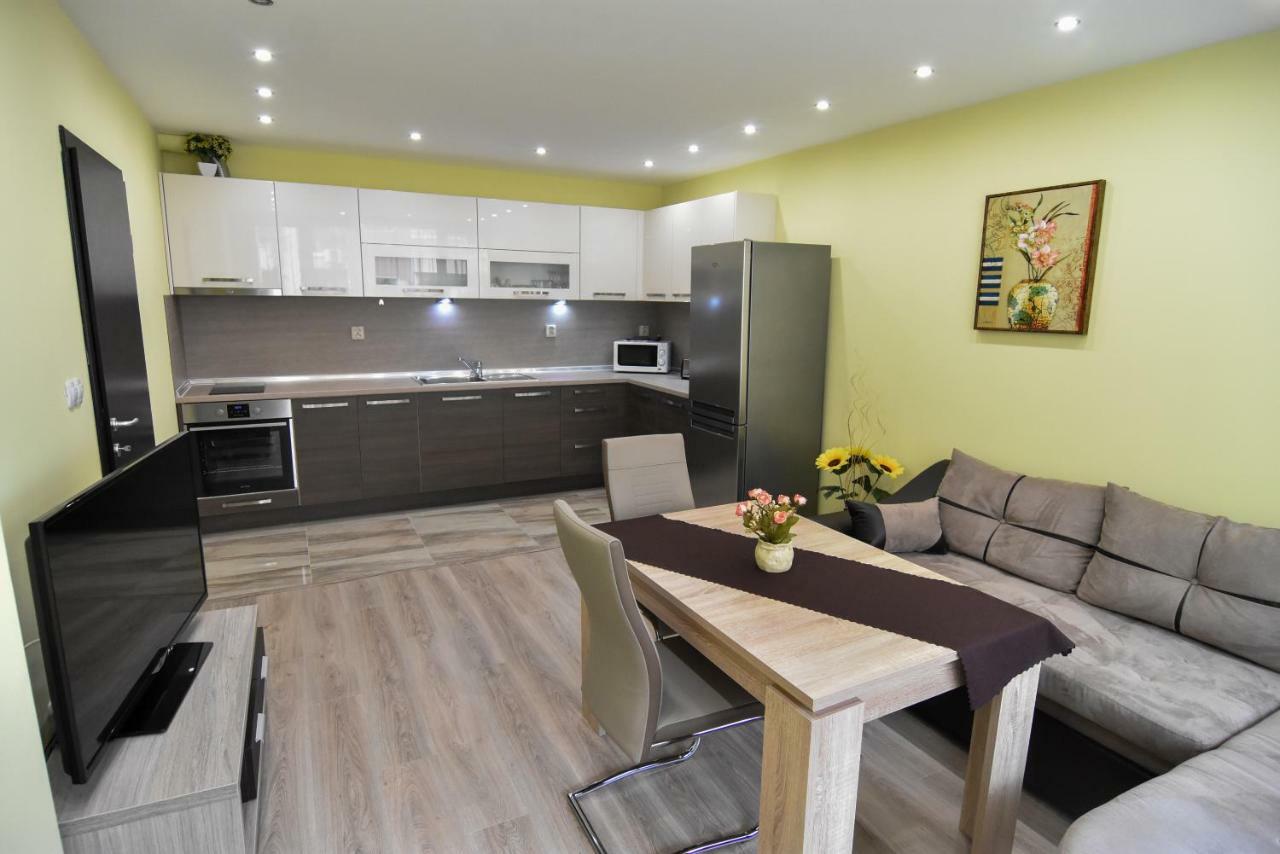 Apartment Deni 布尔加斯 外观 照片