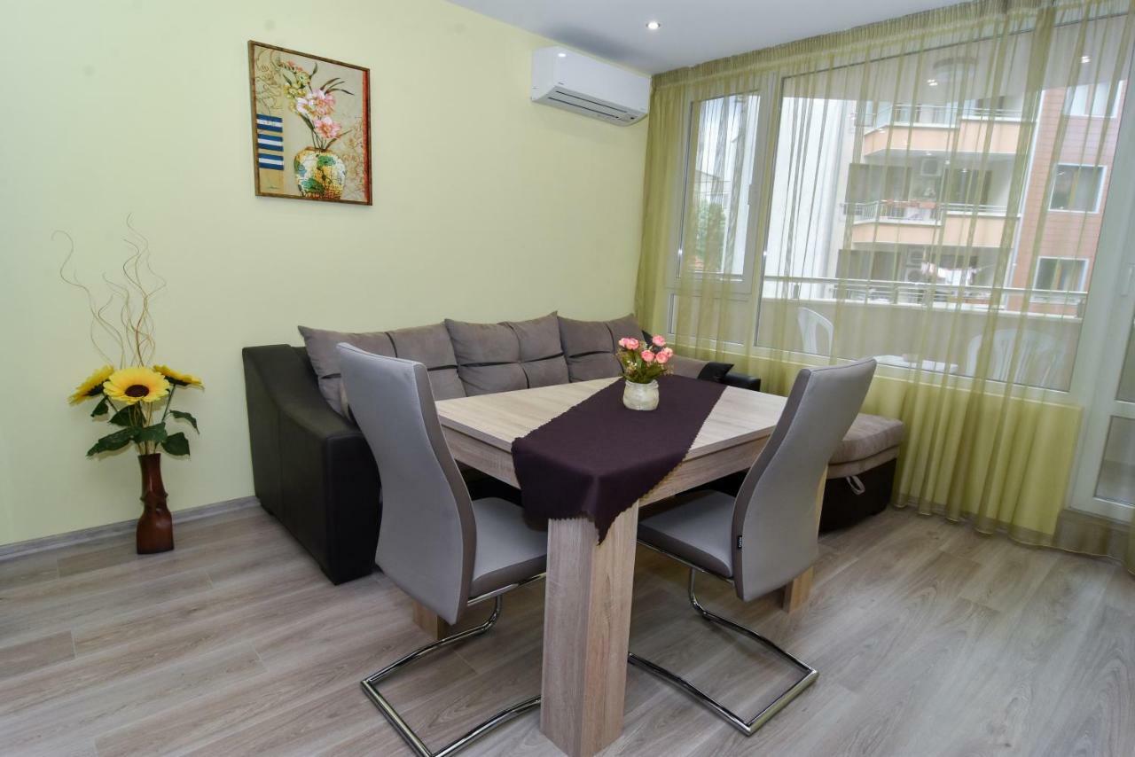Apartment Deni 布尔加斯 外观 照片